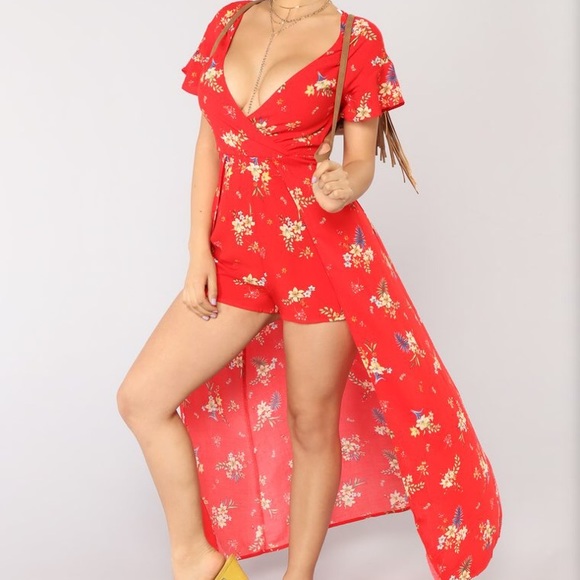 Fashion Nova Dresses & Skirts - Floral dress fashion nova size Large